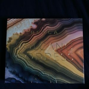 BECCA Volcano Goddess eyeshadow palette
